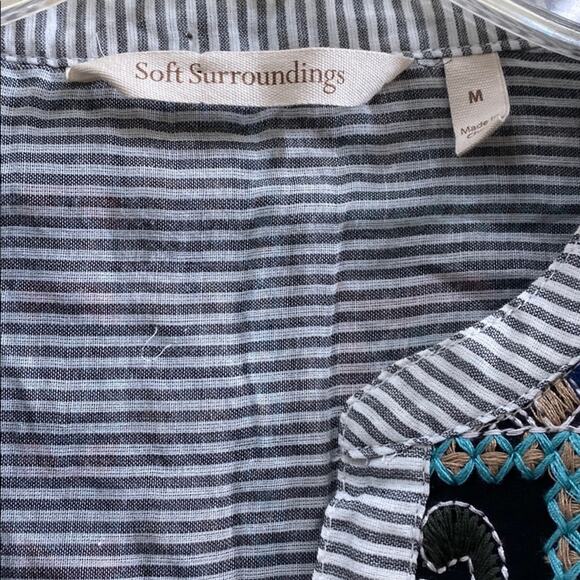 Soft Surroundings M Cotton embroidered tunic top - Picture 2 of 5